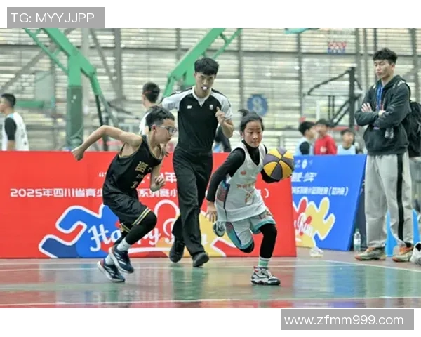 成都亚运会篮球赛点评：展现团队力量与拼搏精神的精彩表现